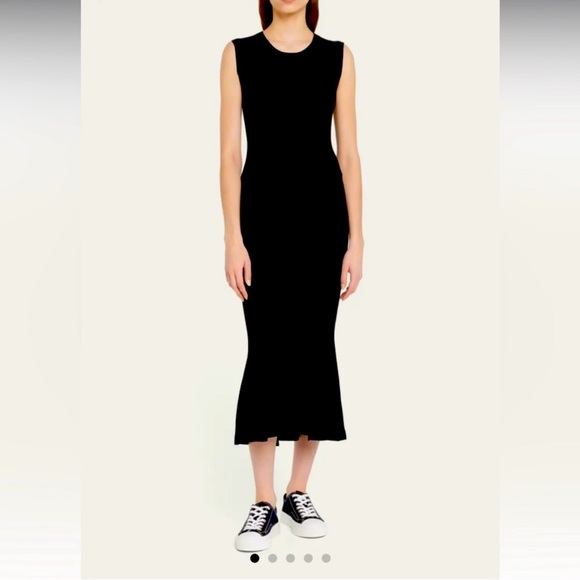 Norma Kamali Dresses & Skirts - Norma Kamali Black Fishtail dress xs